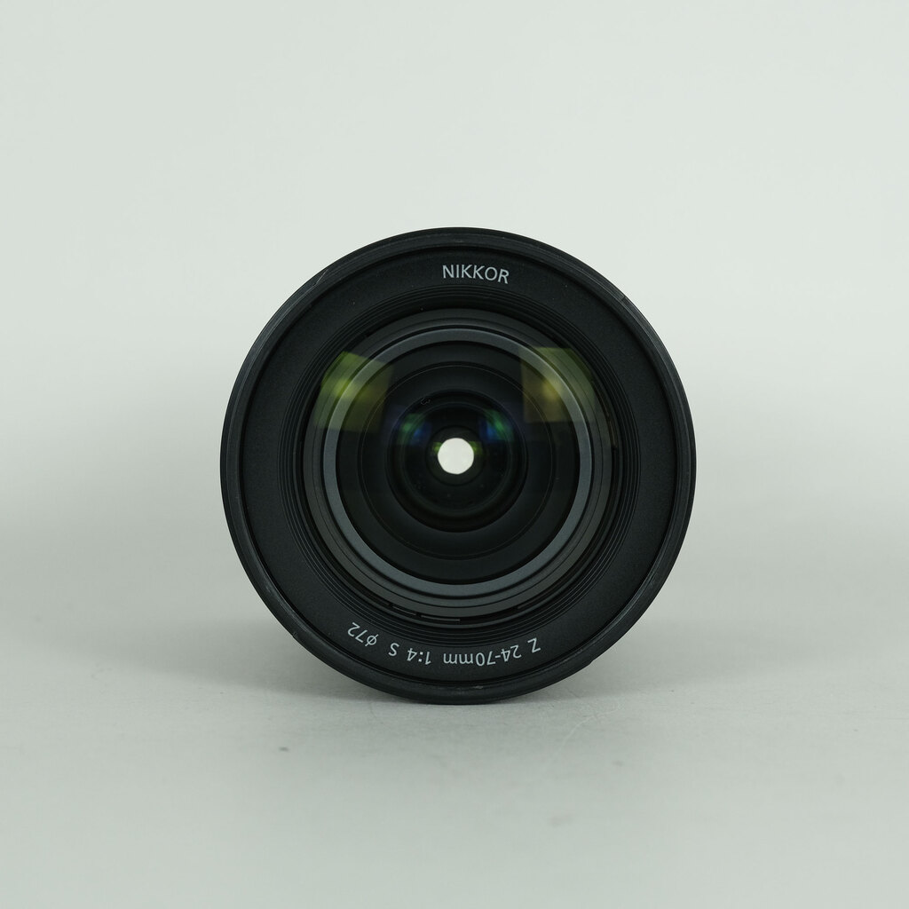 Nikon NIKKOR Z 24-70mm f/4 S Nikon NIKKOR Z 24-70mm f/4 S