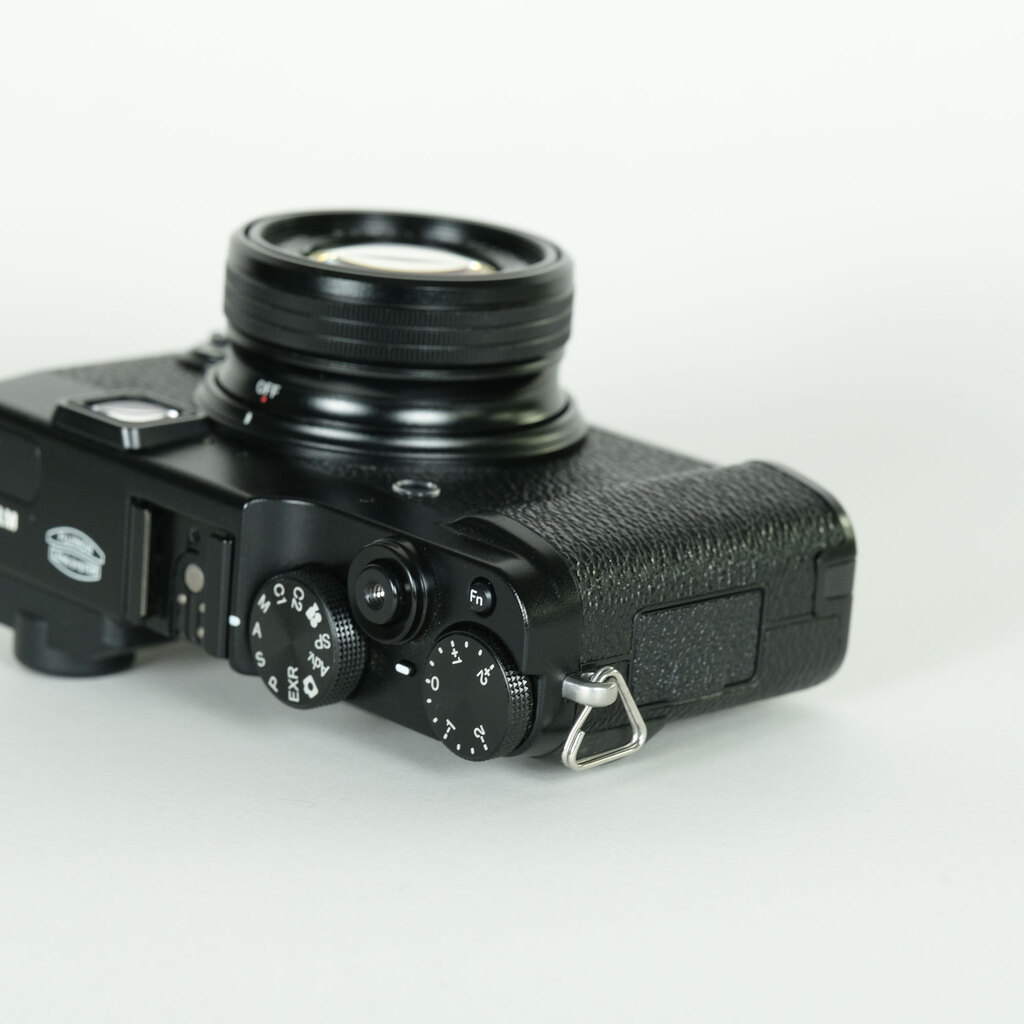 FUJIFILM X10 ブラック