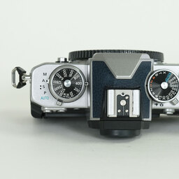 Nikon Z fc ボディ シルバー プレミアムエクステリア張替済み