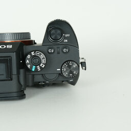 SONY α7R III(ILCE-7RM3) SONY α7R III(ILCE-7RM3)