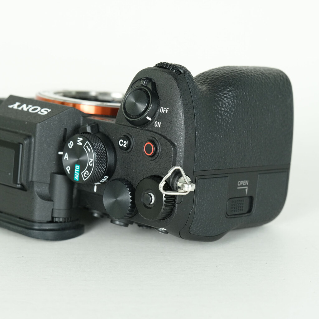 SONY α7 IV（ILCE-7M4）の出品 | ONE SCENE（ワンシーン）