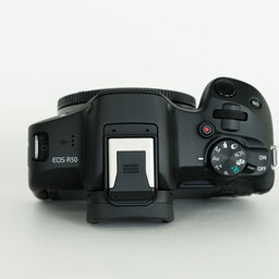 Canon EOS R50
