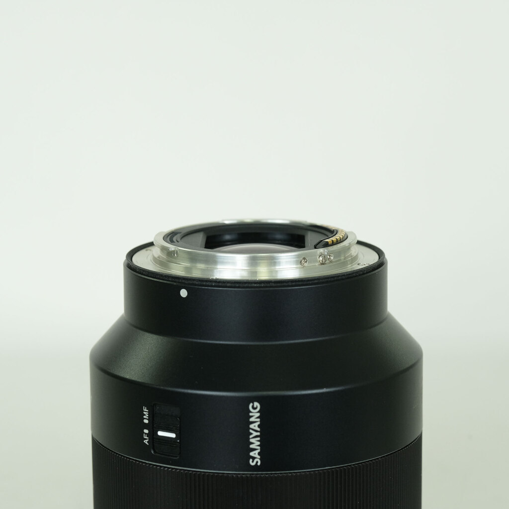 SAMYANG AF 85mm F1.4 RF （キヤノンRF用）
