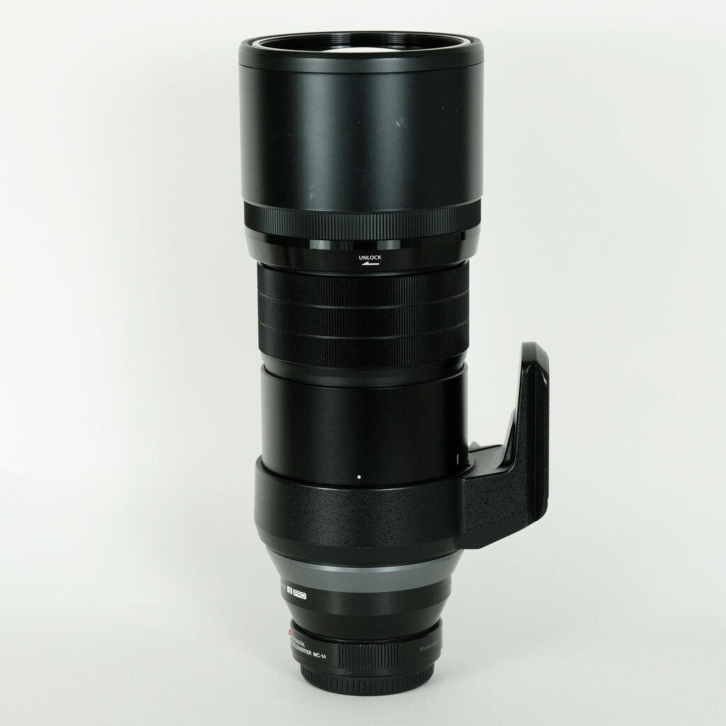 OLYMPUS M.ZUIKO DIGITAL ED 300mm F4.0 IS PRO