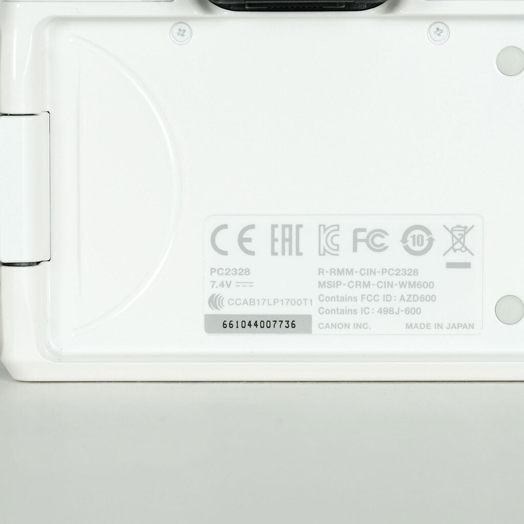 Canon EOS Kiss M