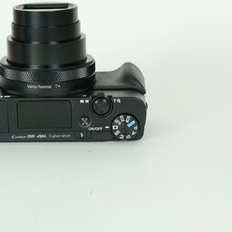 SONY Cyber-shot DSC-RX100M7