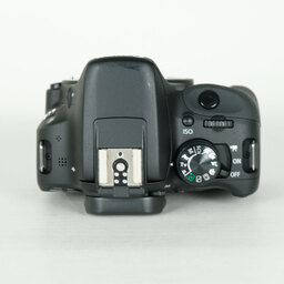 Canon EOS Kiss X7