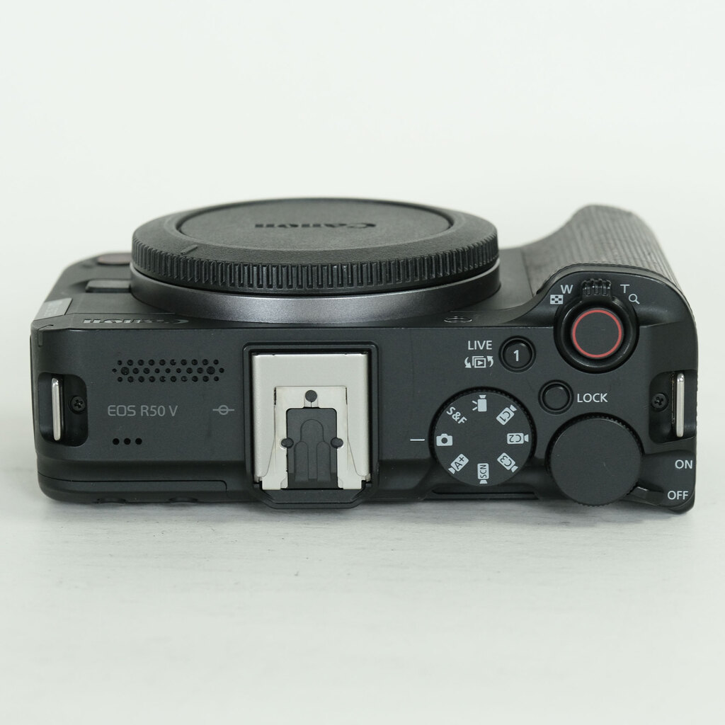 Canon EOS R50 V