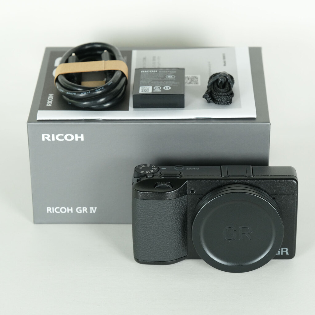 RICOH GR IVの出品 | ONE SCENE（ワンシーン）