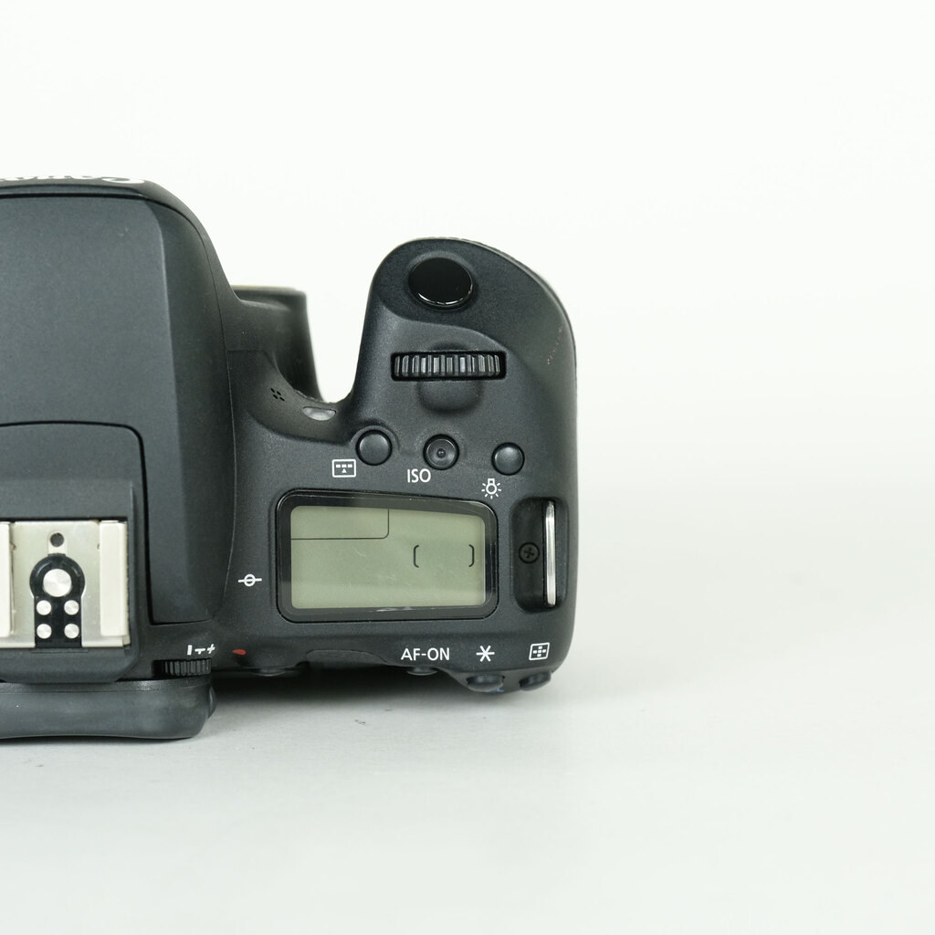 Canon EOS 9000Dの出品 | ONE SCENE(ワンシーン) Canon EOS 9000Dの出品 | ONE SCENE(ワンシーン)