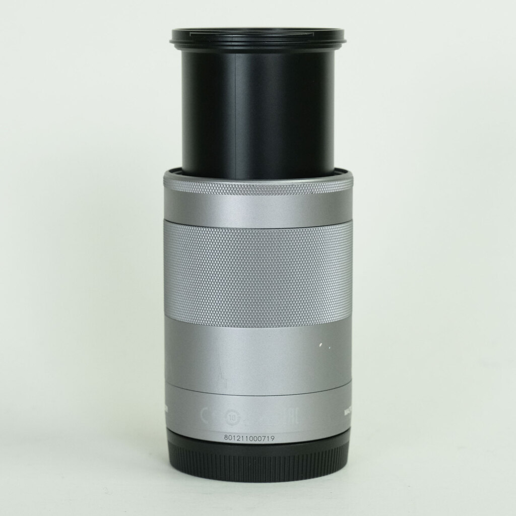 Canon EF-M55-200mm F4.5-6.3 IS STM シルバー Canon EF-M55-200mm F4.5-6.3 IS STM シルバー