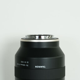 TAMRON 70-180mm F/2.8 Di III VXD (Model A056) [ ソニーE用 ]
