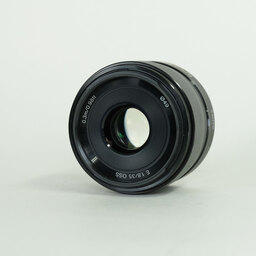 SONY E 35mm F1.8 OSS SEL35F18 SONY E 35mm F1.8 OSS SEL35F18