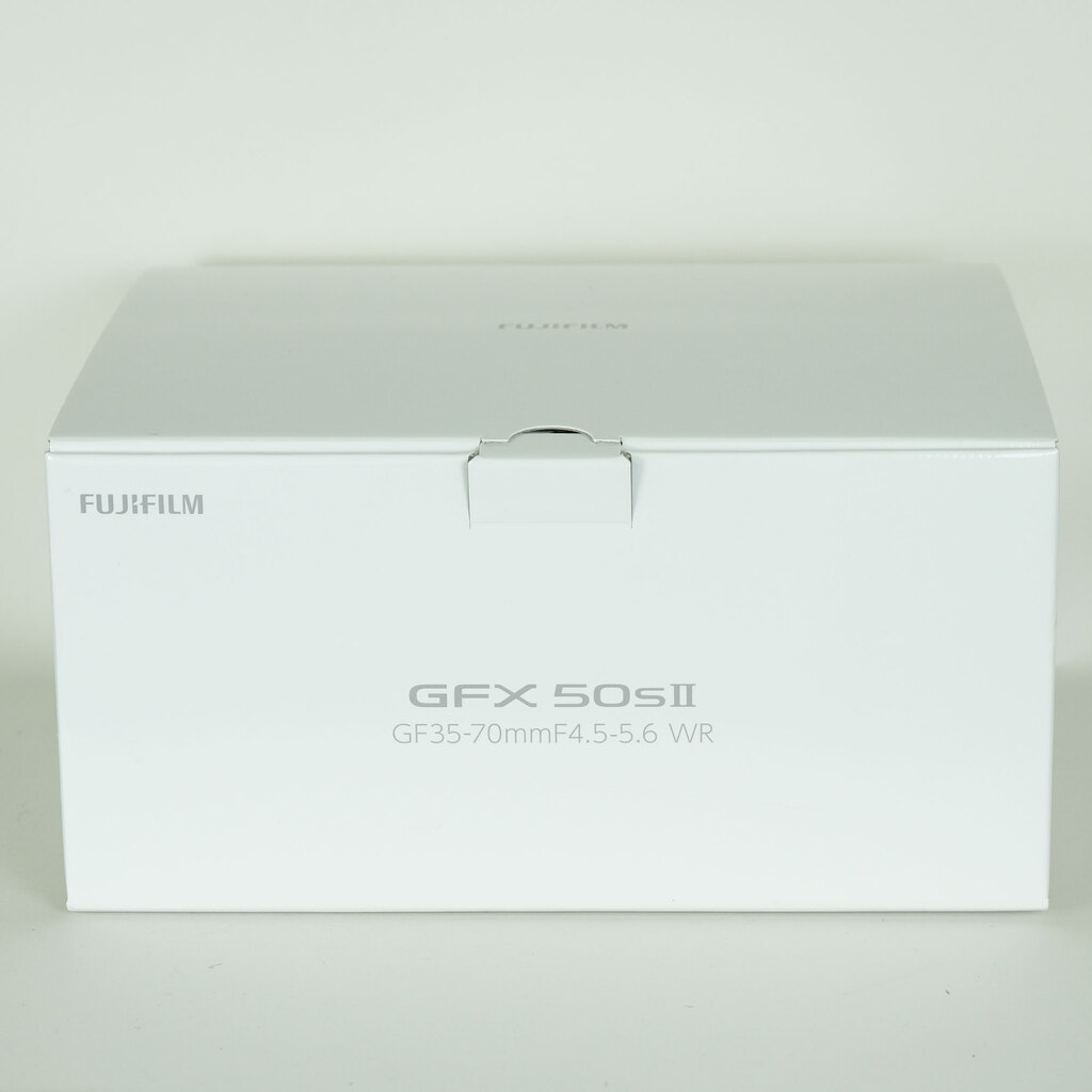 FUJIFILM GFX 50S II