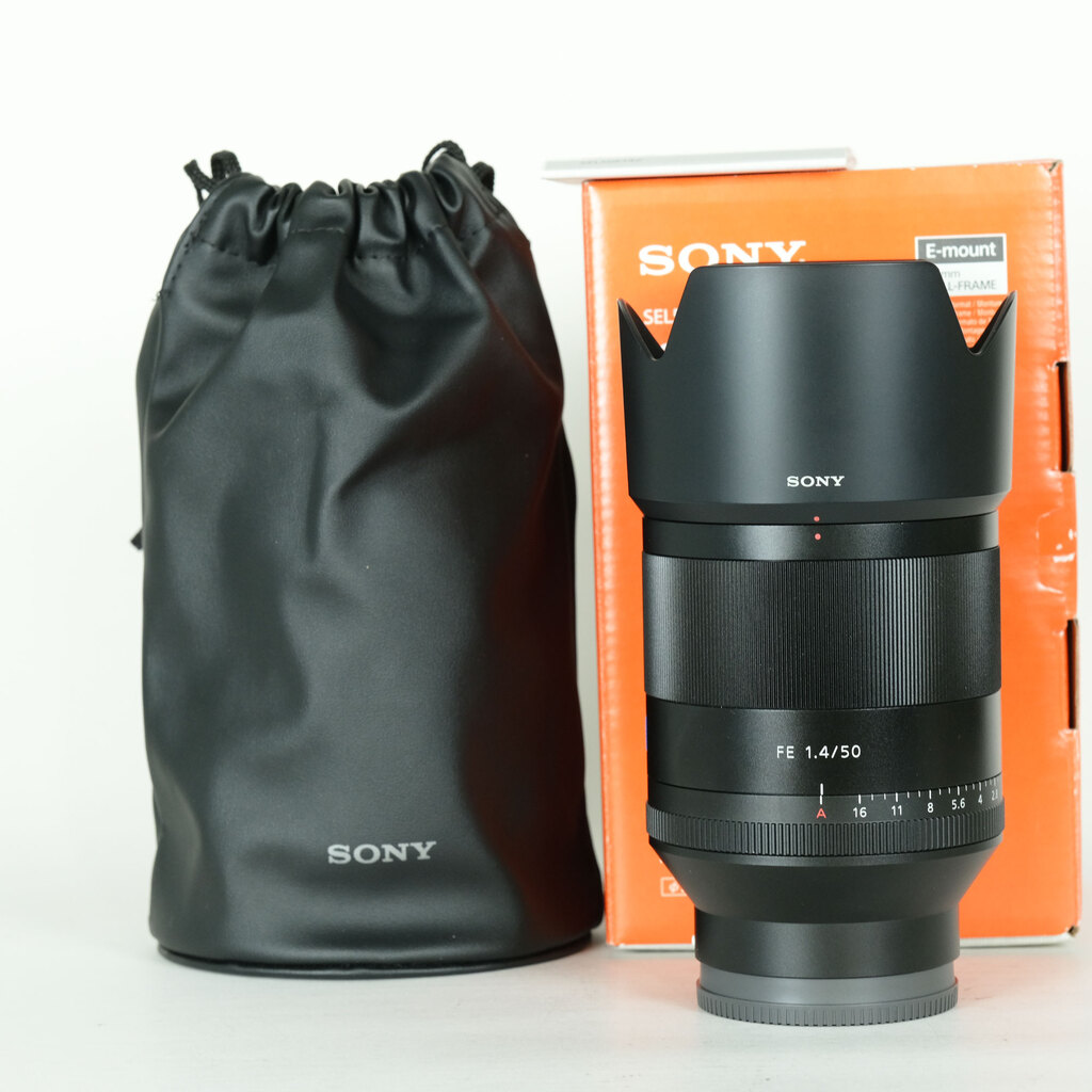SONY Planar T* FE 50mm F1.4 ZA SEL50F14Z SONY Planar T* FE 50mm F1.4 ZA SEL50F14Z