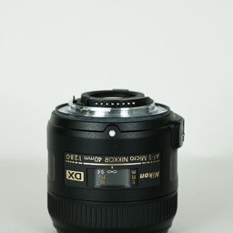 Nikon AF-S DX Micro NIKKOR 40mm f/2.8G