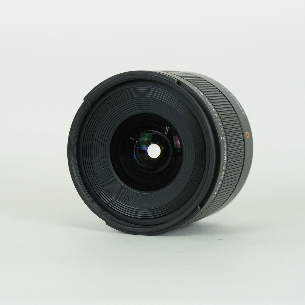 Panasonic LEICA DG SUMMILUX 9mm / F1.7 ASPH.