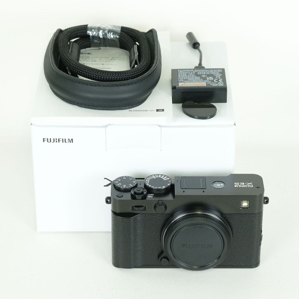 FUJIFILM X-E5 FUJIFILM X-E5