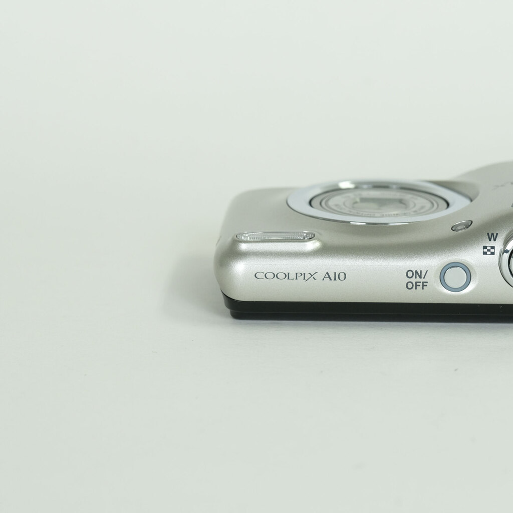 Nikon COOLPIX A10 シルバー