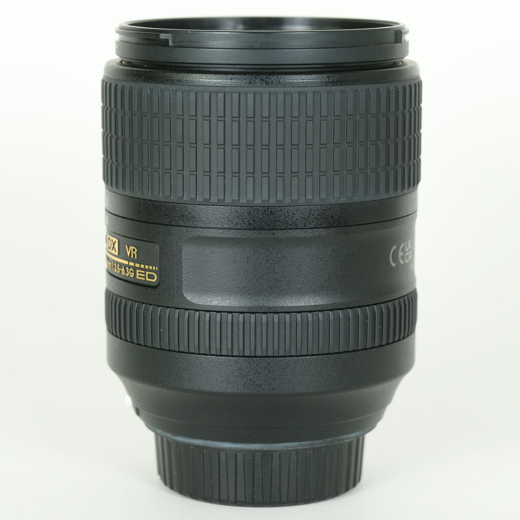 Nikon AF-S DX NIKKOR 18-300mm f/3.5-6.3G ED VR