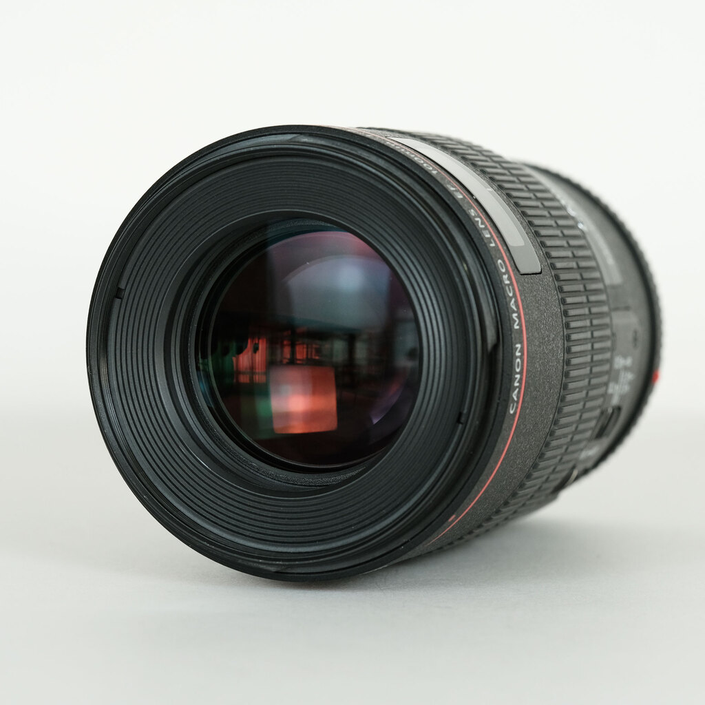 Canon EF100mm F2.8Lマクロ IS USM