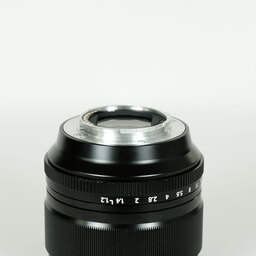 FUJIFILM XF56mmF1.2 R