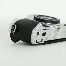 OLYMPUS OM-D E-M10 Mark III