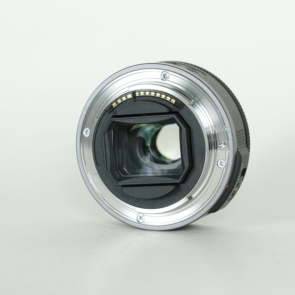 Canon RF28mm F2.8 STM