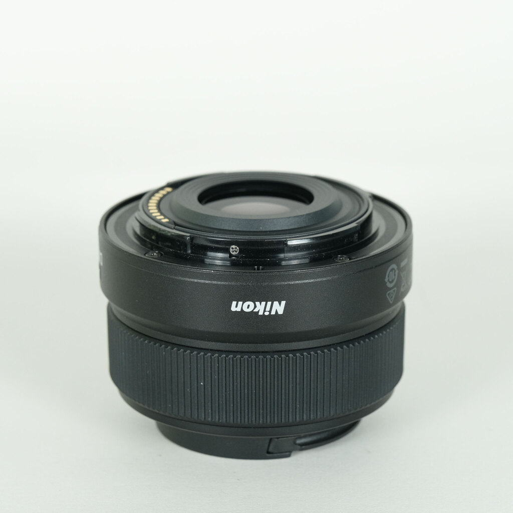 Nikon NIKKOR Z DX 24mm f/1.7の出品 | ONE SCENE（ワンシーン）