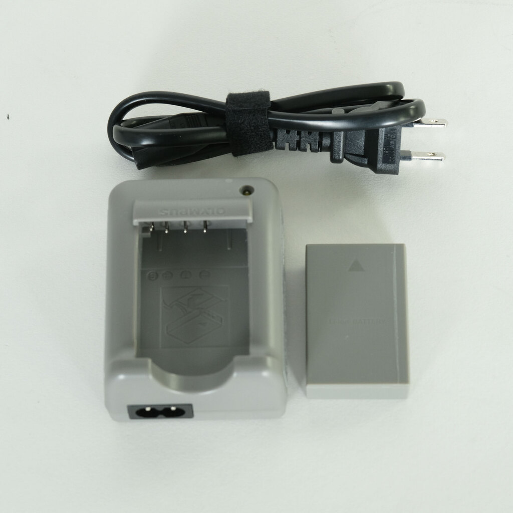 OLYMPUS PEN Lite E-PL7 ボディ シルバー