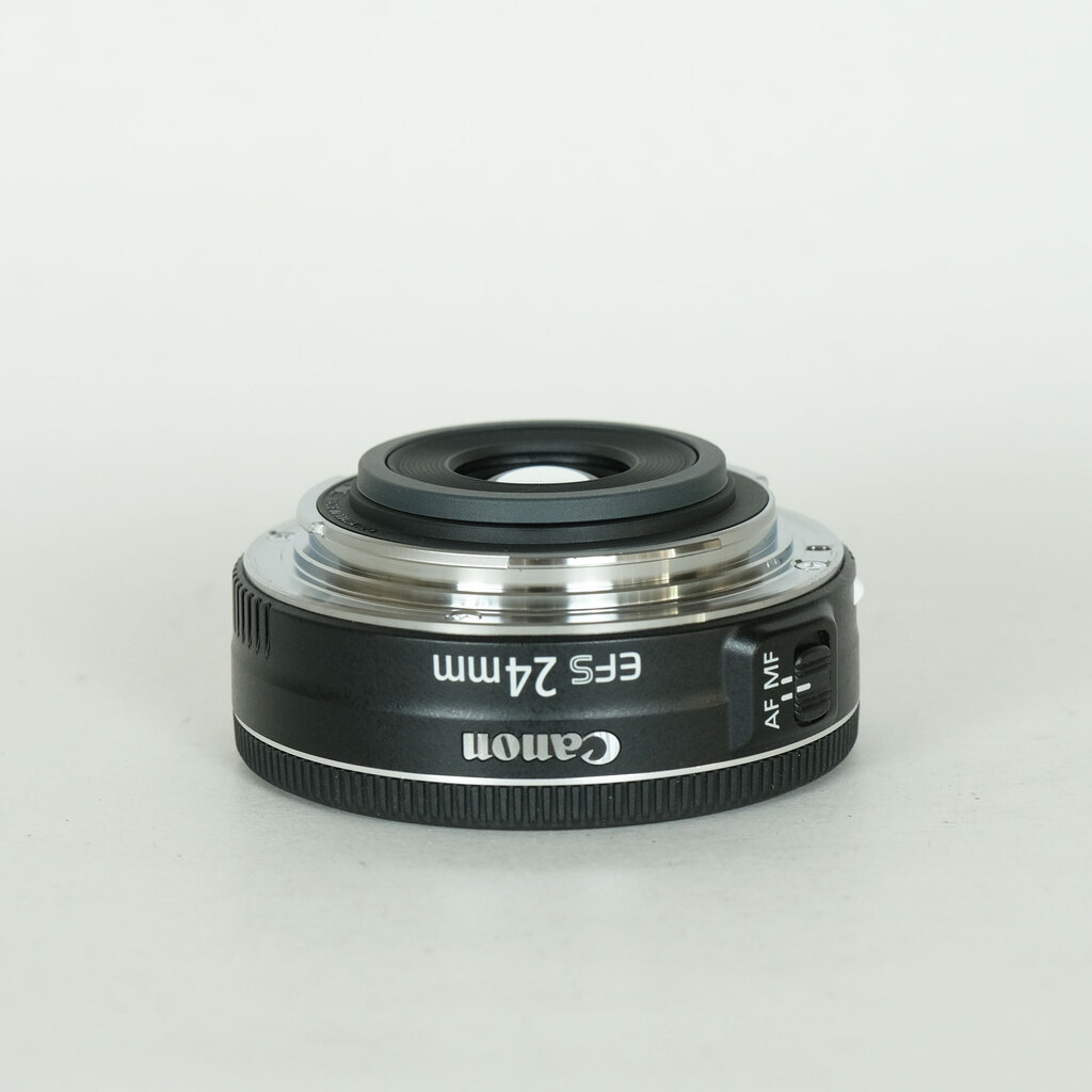 Canon EF-S24mm F2.8 STM Canon EF-S24mm F2.8 STM