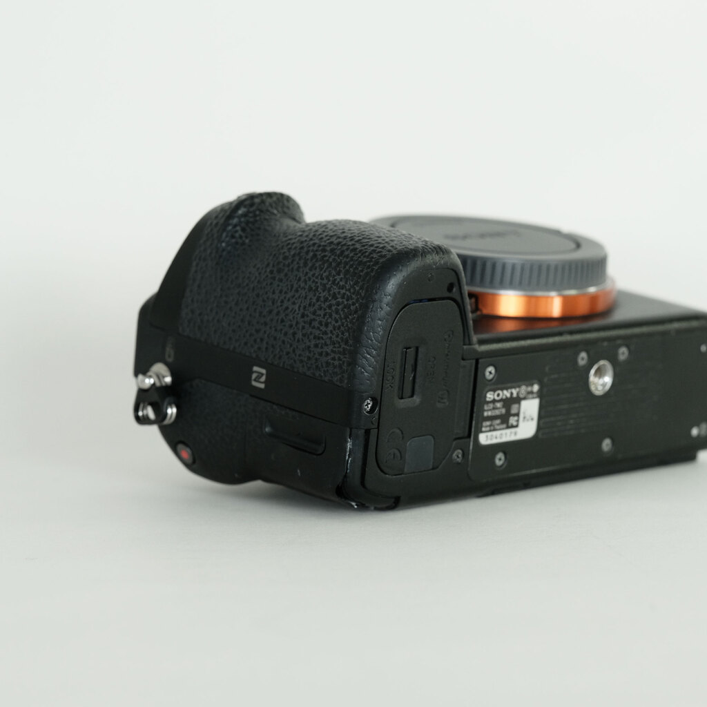 SONY α7 II（ILCE-7M2）