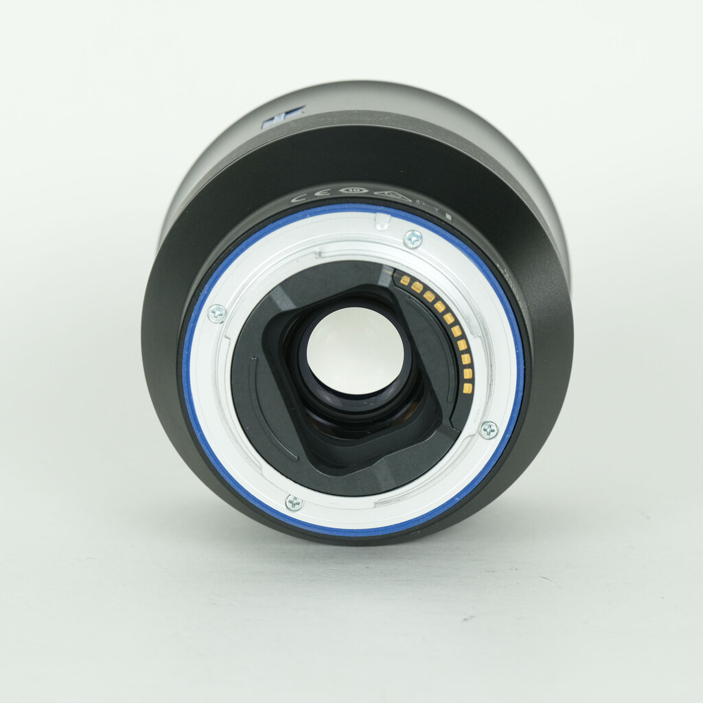 Carl Zeiss Batis 2/25 [ソニーE用]の出品 | ONE SCENE（ワンシーン）