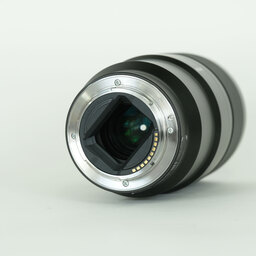 SONY FE 90mm F2.8 Macro G OSS SEL90M28G