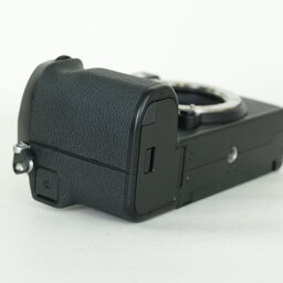 FUJIFILM X-S20