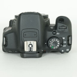 Canon EOS Kiss X7i Canon EOS Kiss X7i