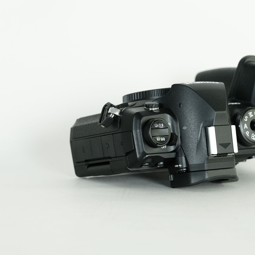 OM SYSTEM OM-1 OM SYSTEM OM-1