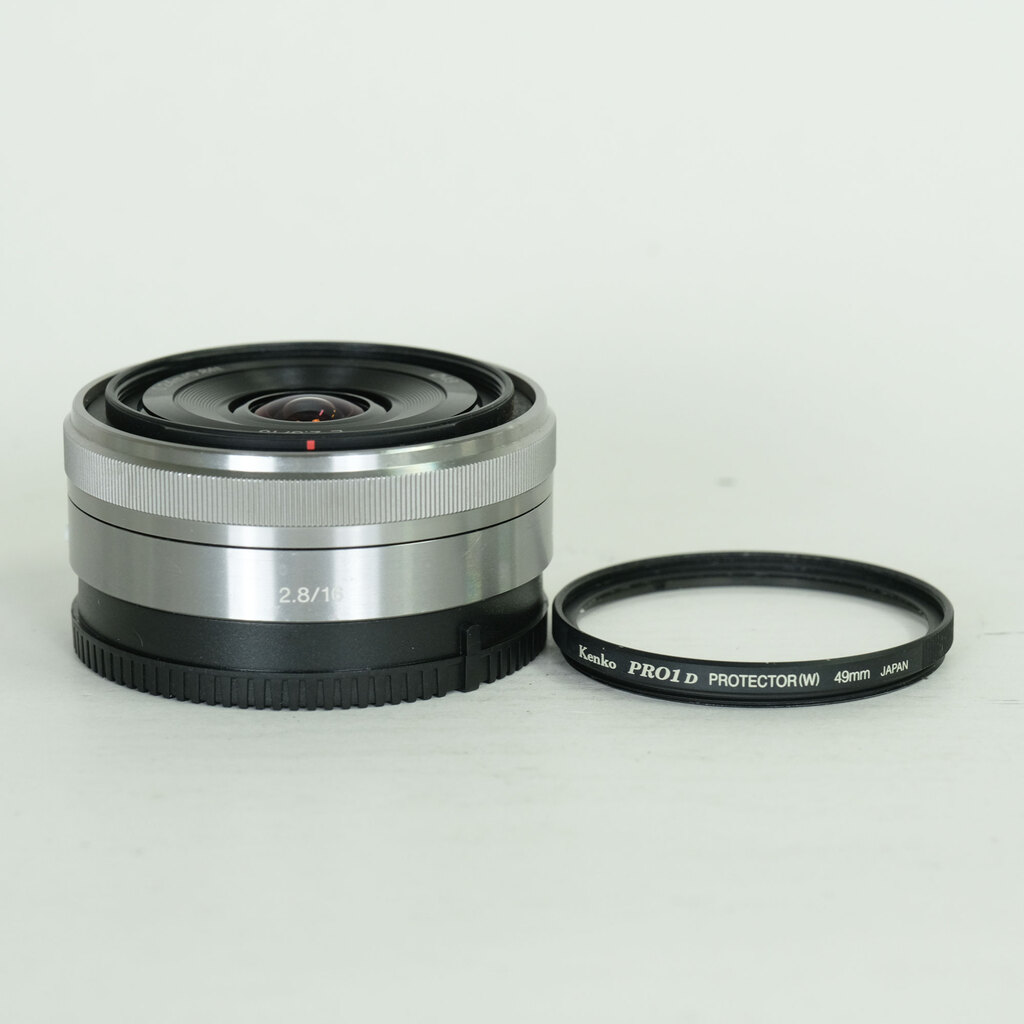 SONY E 16mm F2.8 SEL16F28