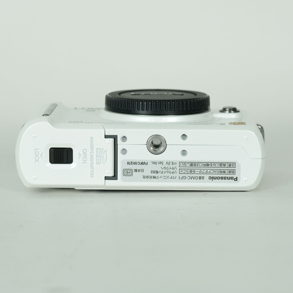 Panasonic LUMIX DMC-GF1 ボディ シェルホワイトの出品 | ONE SCENE