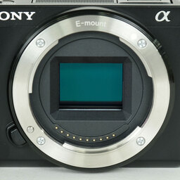 SONY VLOGCAM ZV-E10