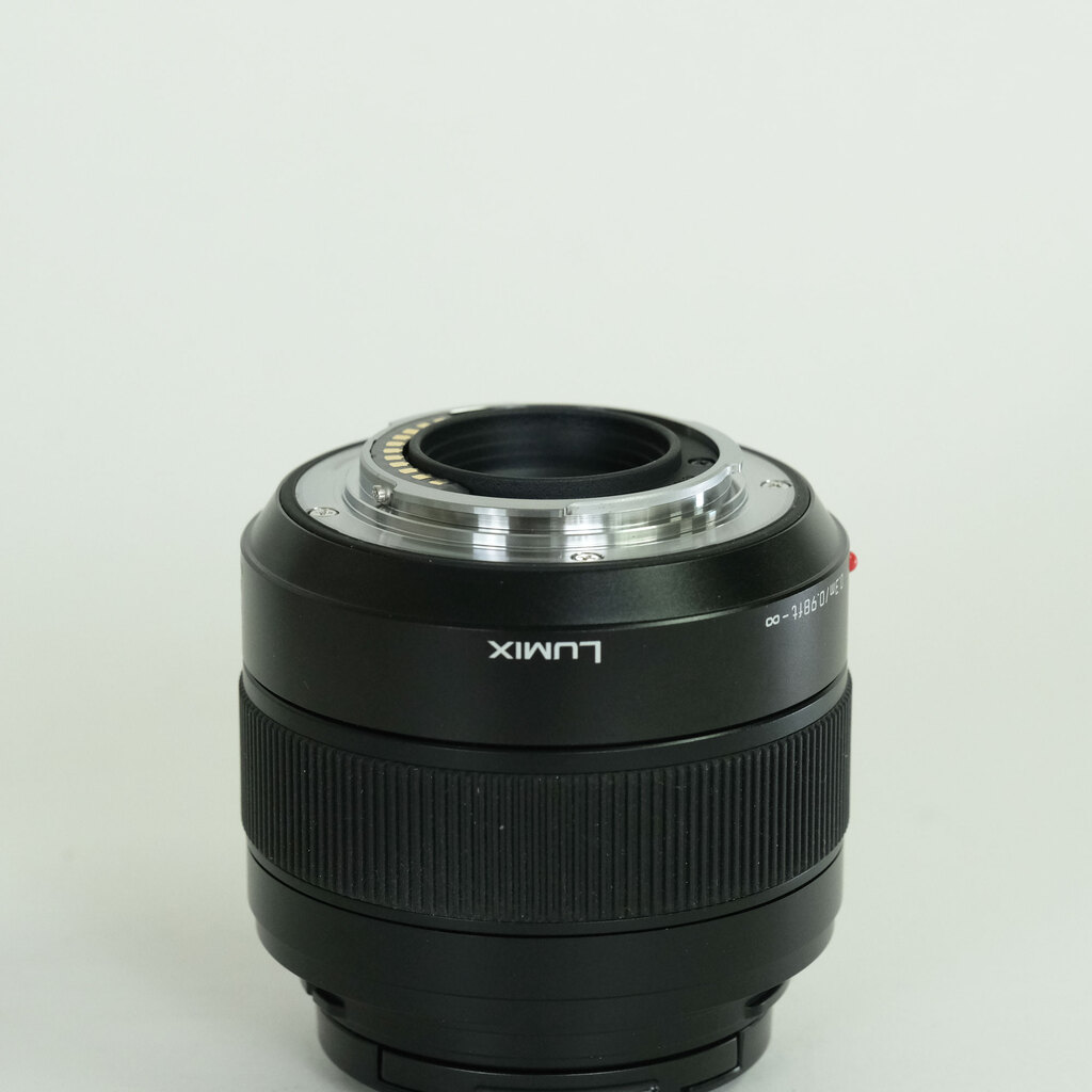 Panasonic LEICA DG SUMMILUX 25mm/F1.4 II ASPH.