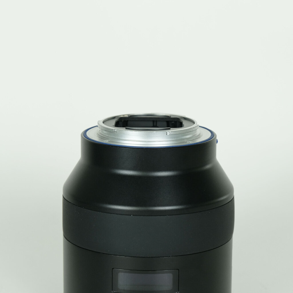 Carl Zeiss Batis 1.8/85 [ソニーE用]の出品 | ONE SCENE（ワンシーン）