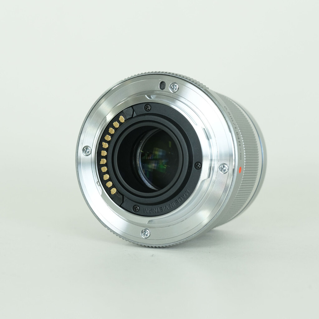 OLYMPUS M.ZUIKO DIGITAL 45mm F1.8