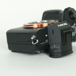 SONY α7 III（ILCE-7M3）