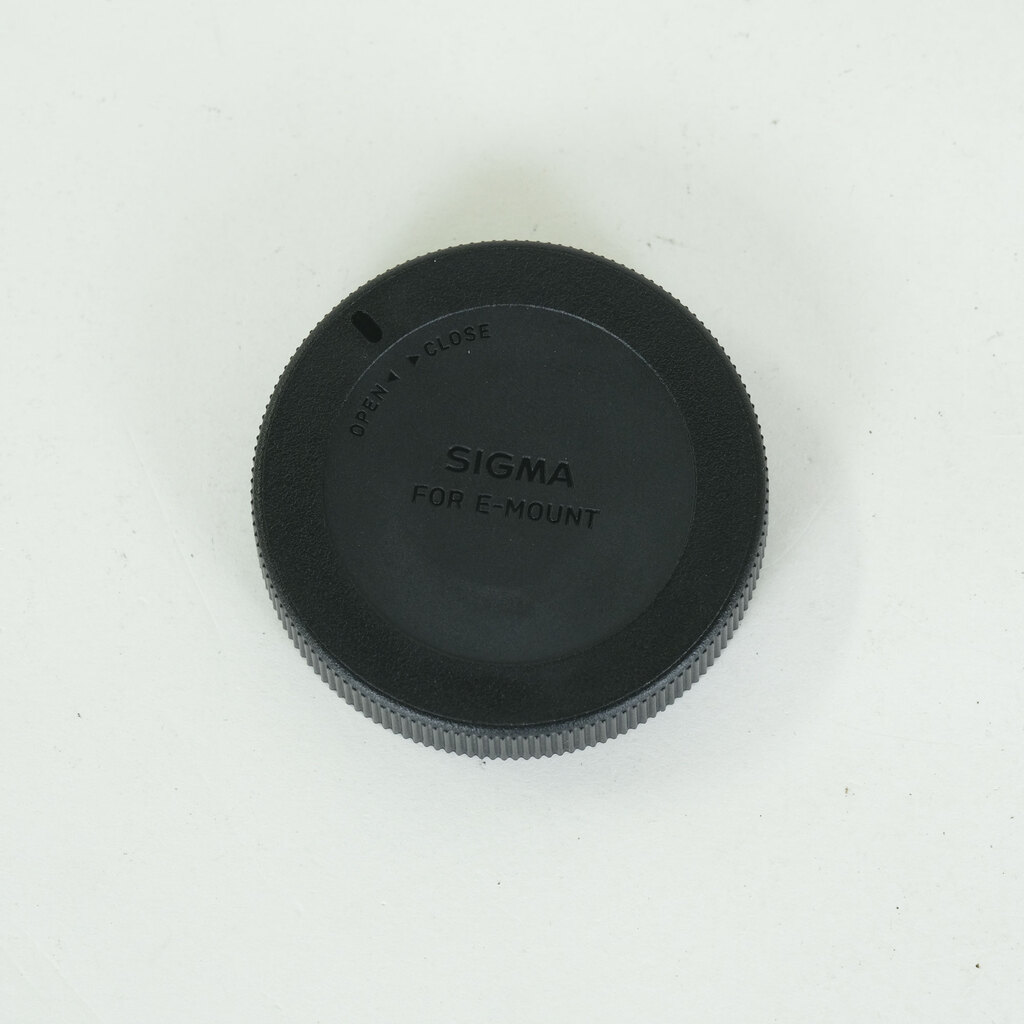 SIGMA 70mm F2.8 DG MACRO｜Art [ソニーE用]