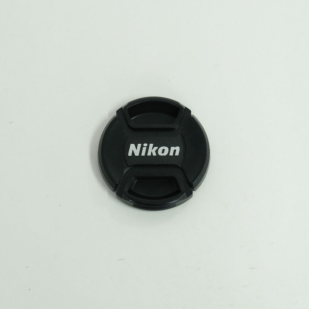 Nikon AF-S DX NIKKOR 35mm f/1.8G Nikon AF-S DX NIKKOR 35mm f/1.8G