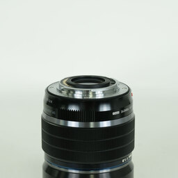 OLYMPUS M.ZUIKO DIGITAL ED 8mm F1.8 Fisheye PRO