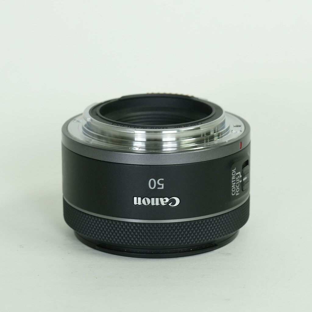 Canon RF50mm F1.8 STM Canon RF50mm F1.8 STM