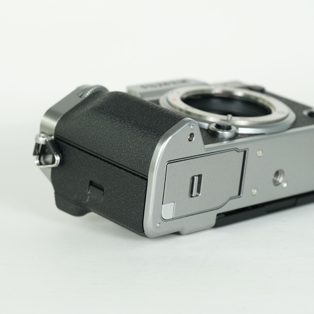FUJIFILM X-T5の出品 | ONE SCENE（ワンシーン）