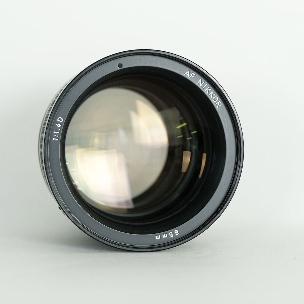 Nikon Ai AF Nikkor 85mm F1.4D IF